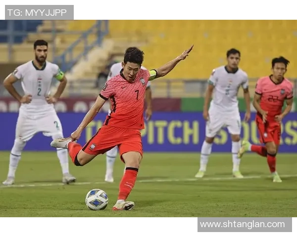 韩国足球明星佩戴眼罩的时尚潮流与健康理念探讨